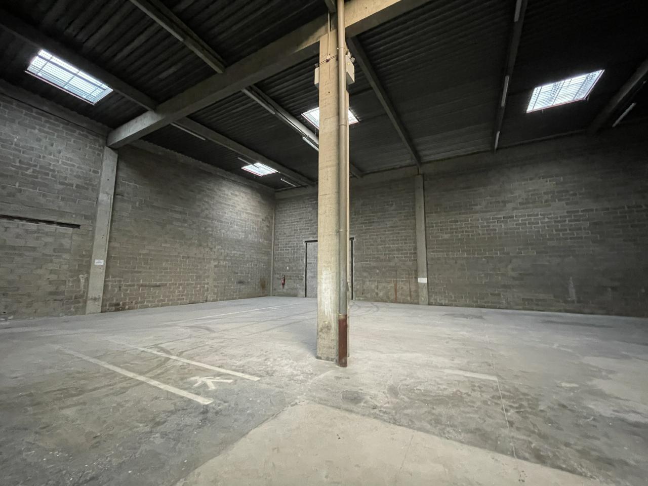 Local d'activité Saint-Quentin-Fallavier 3910m² Vente local d'activité Saint-Quentin-Fallavier Isère OVACT2311149 10